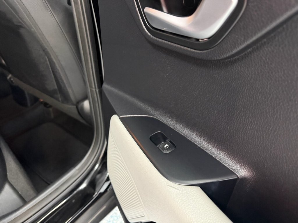 Used Kia Stonic 2019 for sale - 77572181: Photo 6