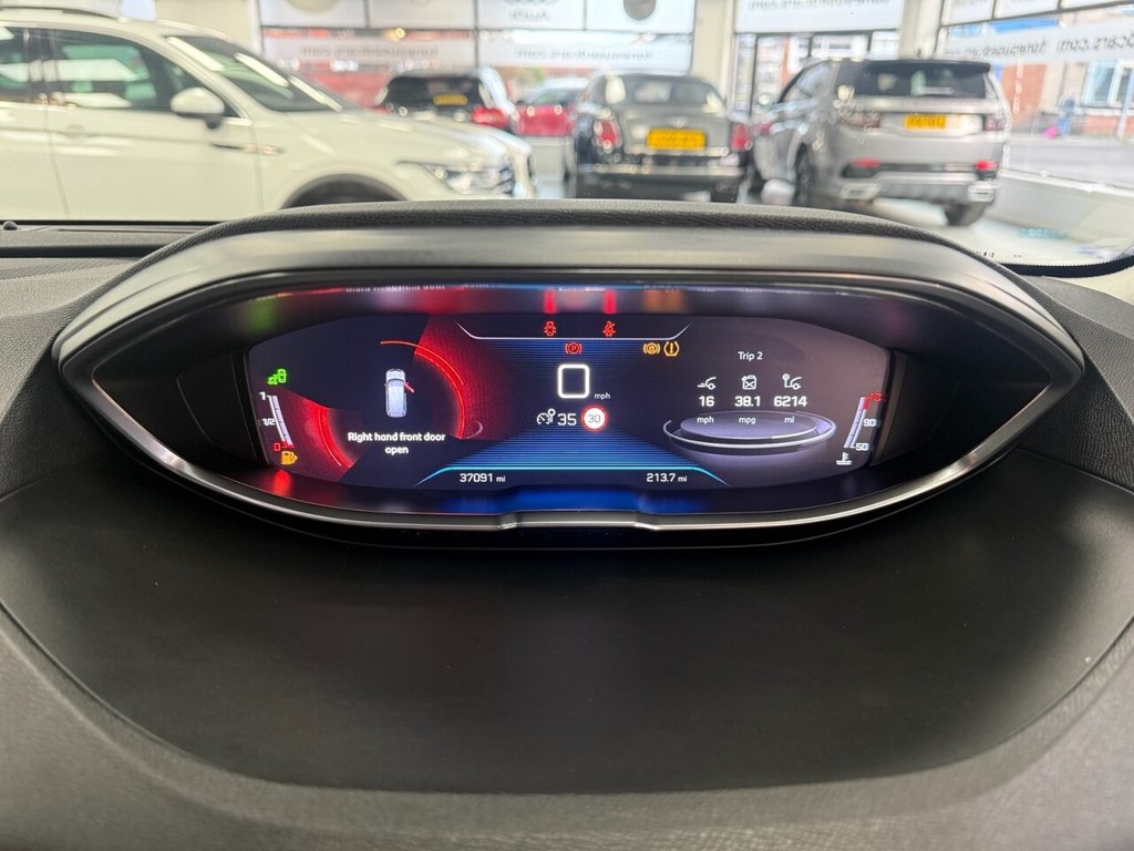 Used Peugeot 5008 2018 for sale - 77177934: Photo 31