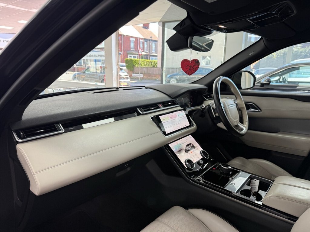 Used Land Rover Range Rover Velar 2018 for sale - 78181890: Photo 15