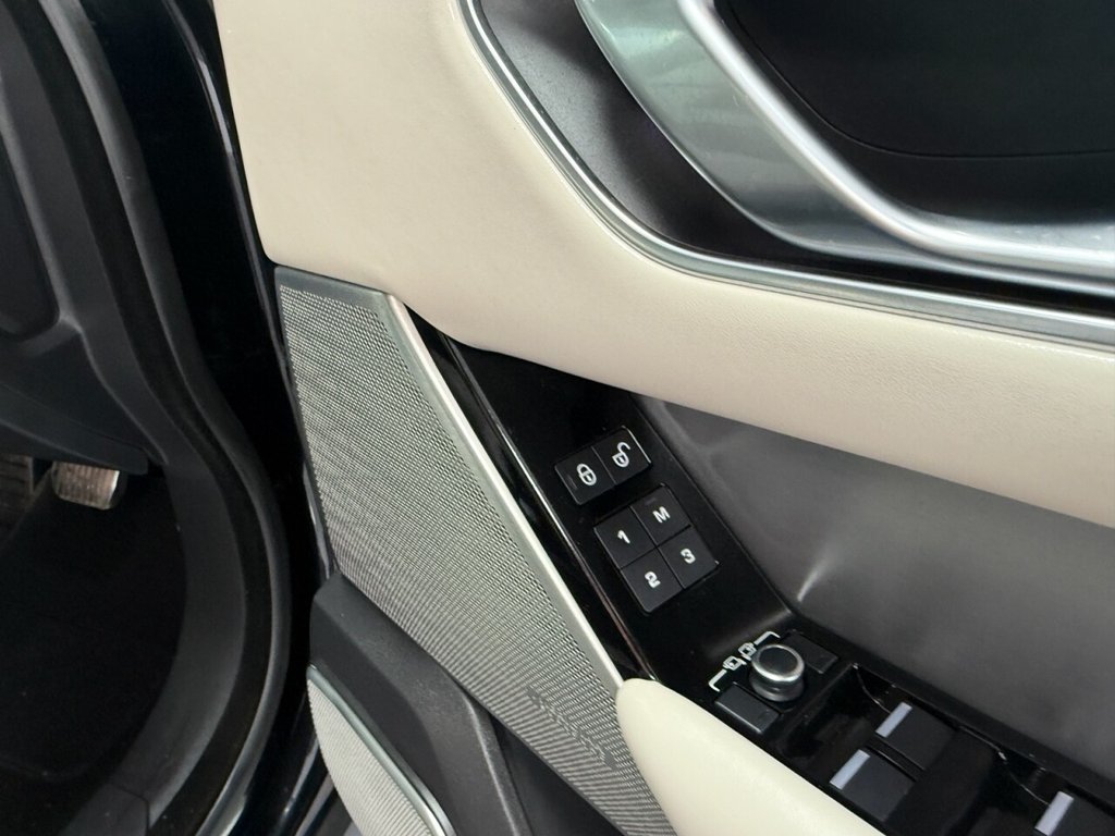 Used Land Rover Range Rover Velar 2018 for sale - 78181890: Photo 29