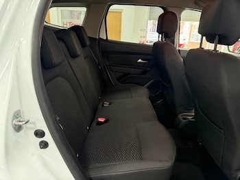 Used Dacia Duster 2020 for sale - 77734850: Photo