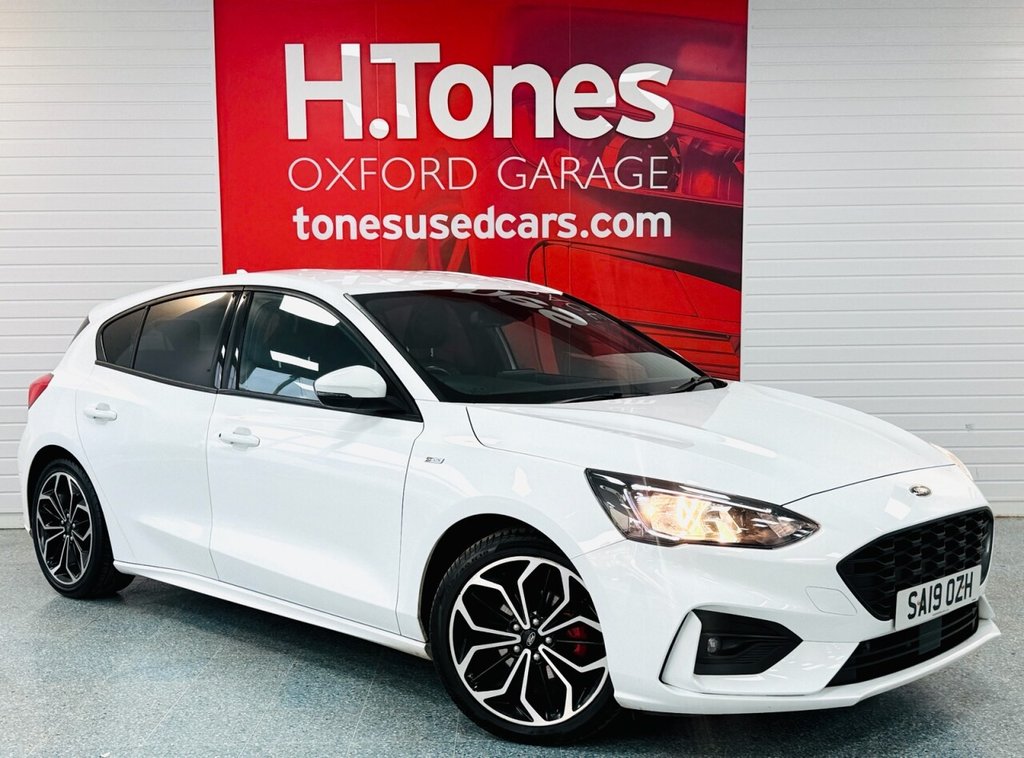 Used Ford Focus 2019 for sale - 76776702: Photo 1