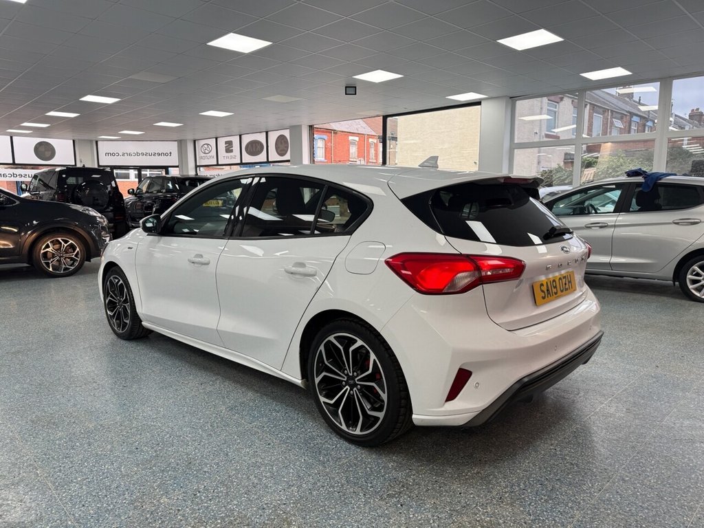 Used Ford Focus 2019 for sale - 76776702: Photo 10