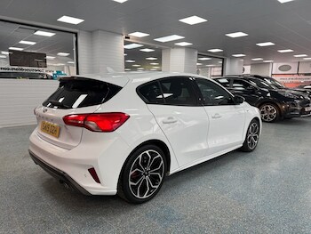 Used Ford Focus 2019 for sale - 76776702: Photo