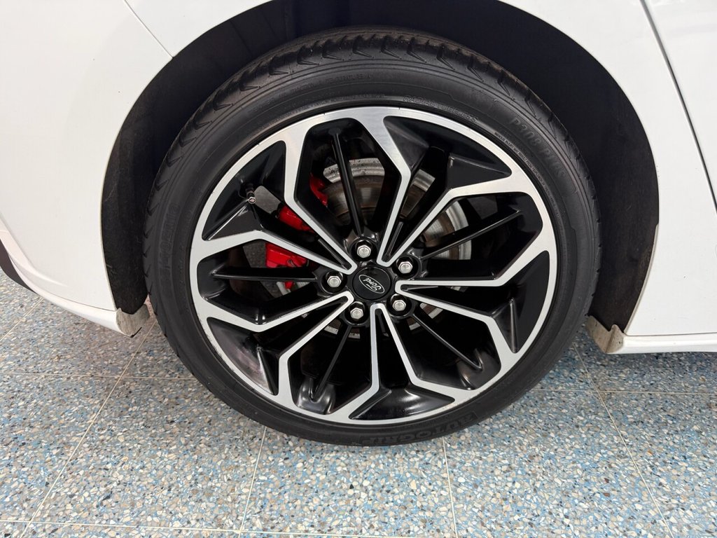 Used Ford Focus 2019 for sale - 76776702: Photo 3