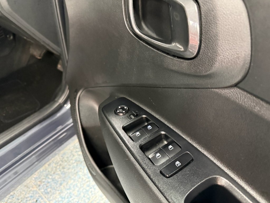 Used Hyundai i10 2023 for sale - 77668870: Photo 27