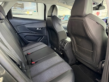 Used Peugeot 3008 2018 for sale - 78515032: Photo
