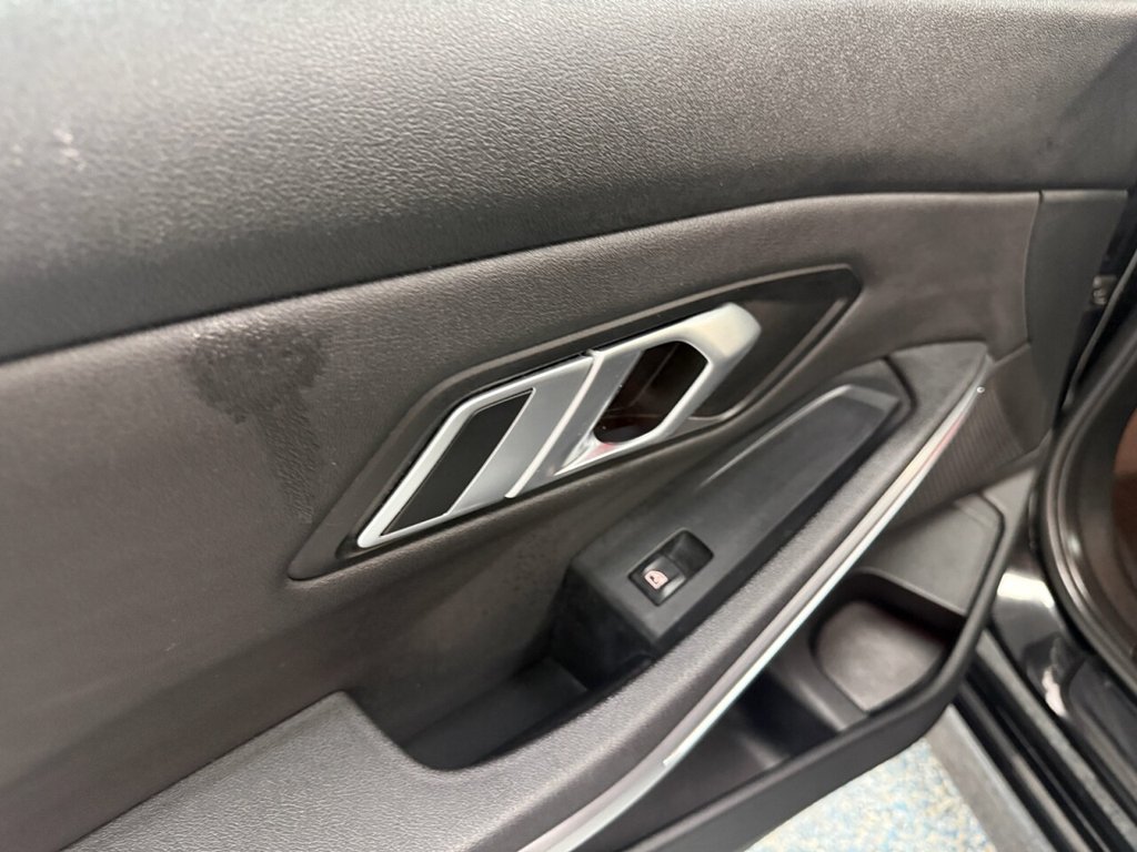Used BMW 3 Series 2020 for sale - 76776665: Photo 23