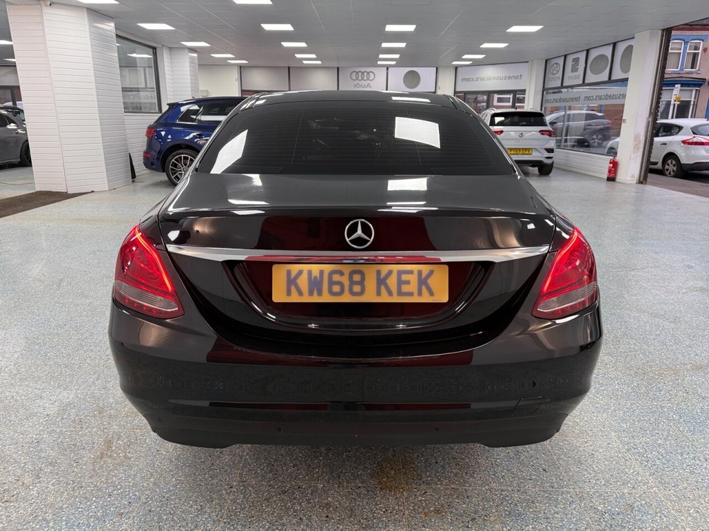 Used Mercedes-Benz C Class 2018 for sale - 77422668: Photo 10