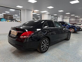 Used Mercedes-Benz C Class 2018 for sale - 77422668: Photo