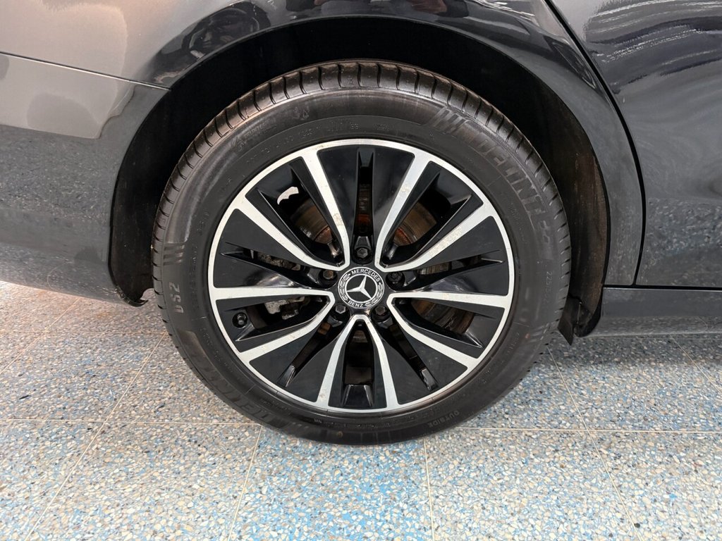 Used Mercedes-Benz C Class 2018 for sale - 77422668: Photo 3