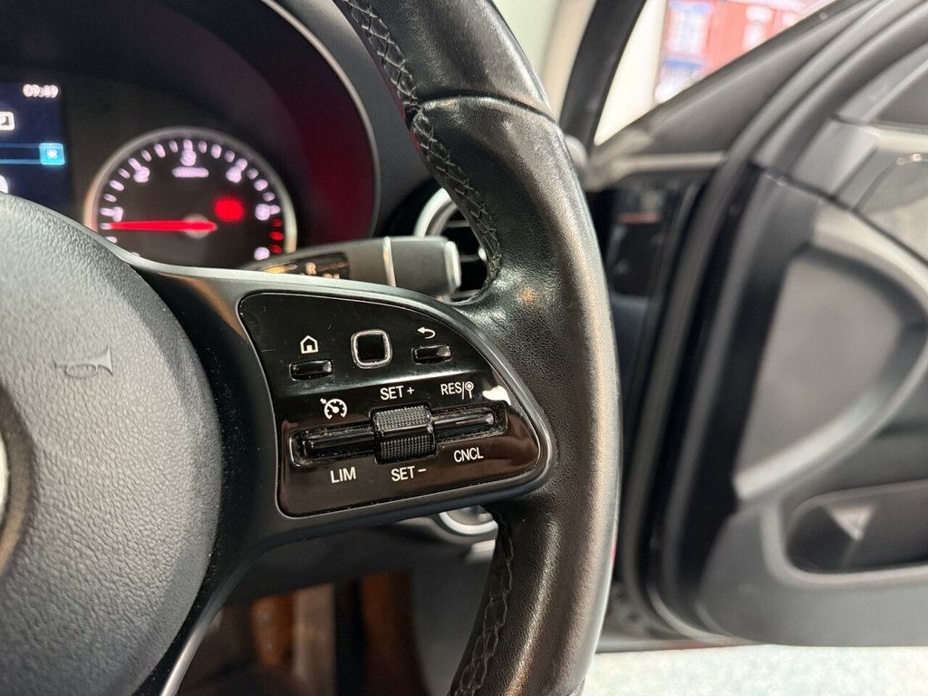 Used Mercedes-Benz C Class 2018 for sale - 77422668: Photo 30