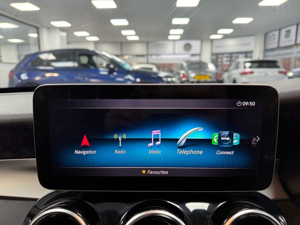 Used Mercedes-Benz C Class 2018 for sale - 77422668: Photo 32