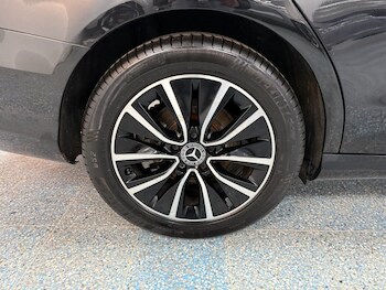 Used Mercedes-Benz C Class 2018 for sale - 77422668: Photo