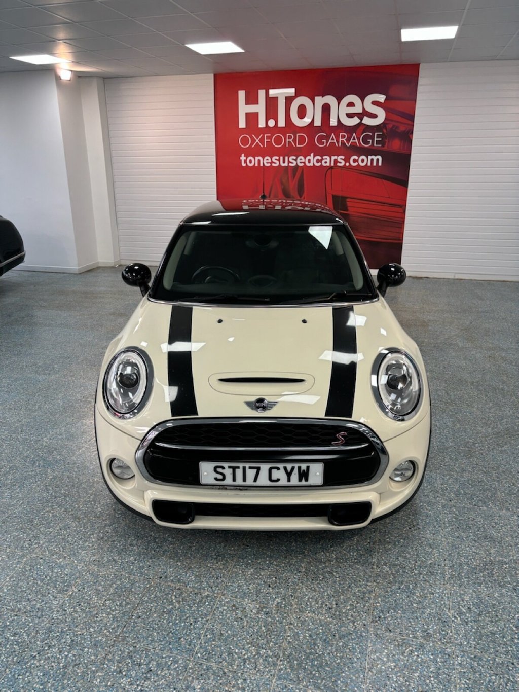 Used Ford Kuga 2017 for sale - 76776709: Photo 9