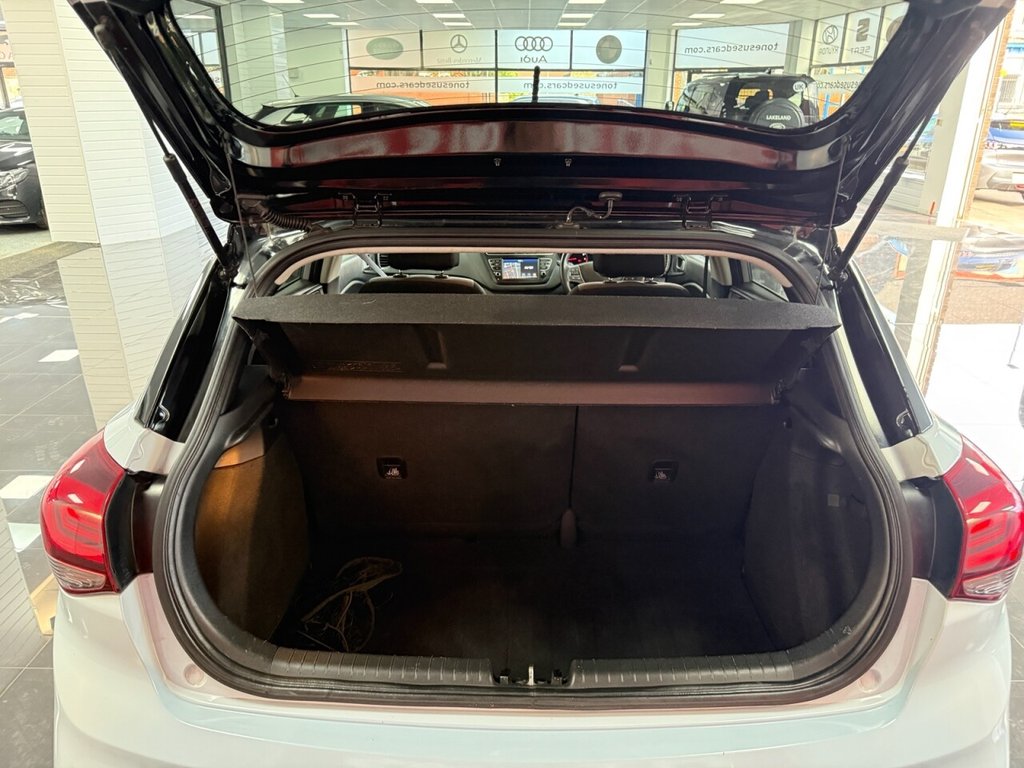 Used Hyundai i20 2019 for sale - 78180851: Photo 12