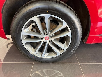Used Jaguar F-Pace 2019 for sale - 78474722: Photo