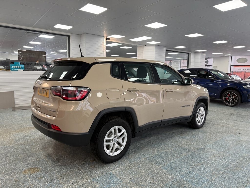 Used Jeep Compass 2018 for sale - 77572316: Photo 2