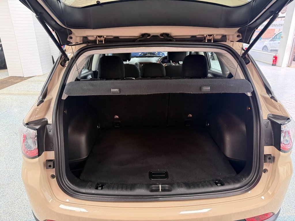 Used Jeep Compass 2018 for sale - 77572316: Photo 9