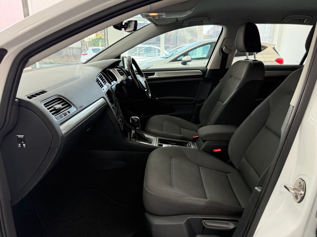 Used Volkswagen Golf 2017 for sale - 76776675: Photo 15