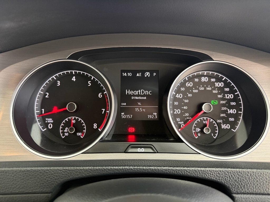 Used Volkswagen Golf 2017 for sale - 76776675: Photo 30