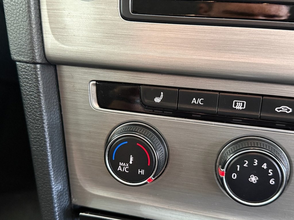 Used Volkswagen Golf 2017 for sale - 76776675: Photo 41