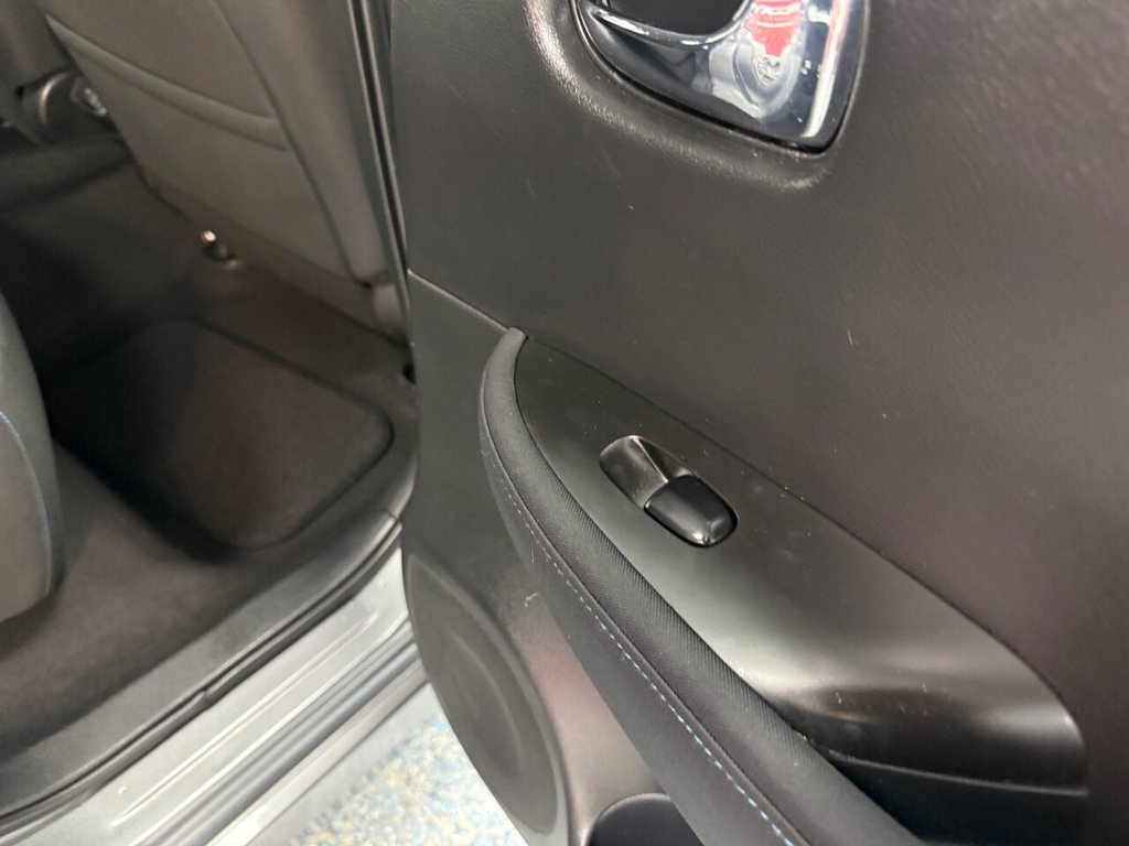 Used Nissan Leaf 2021 for sale - 76973075: Photo 6