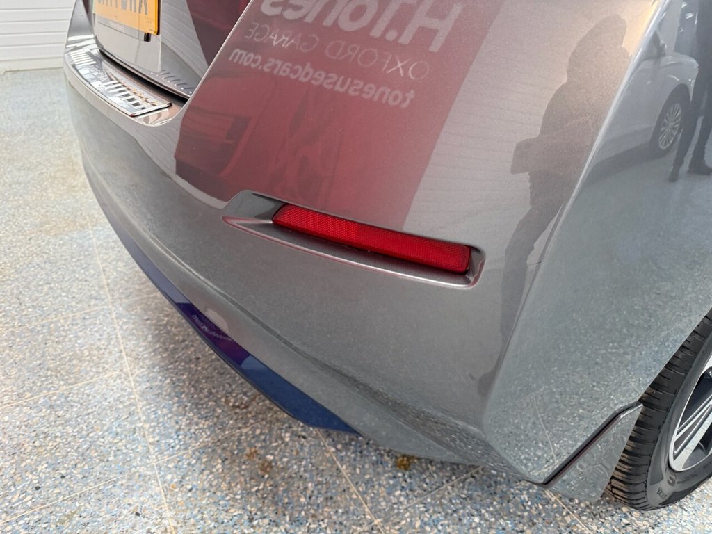 Used Nissan Leaf 2021 for sale - 76973075: Photo 9