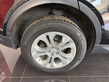 Used Land Rover Discovery Sport 2021 for sale - 78315378: Photo