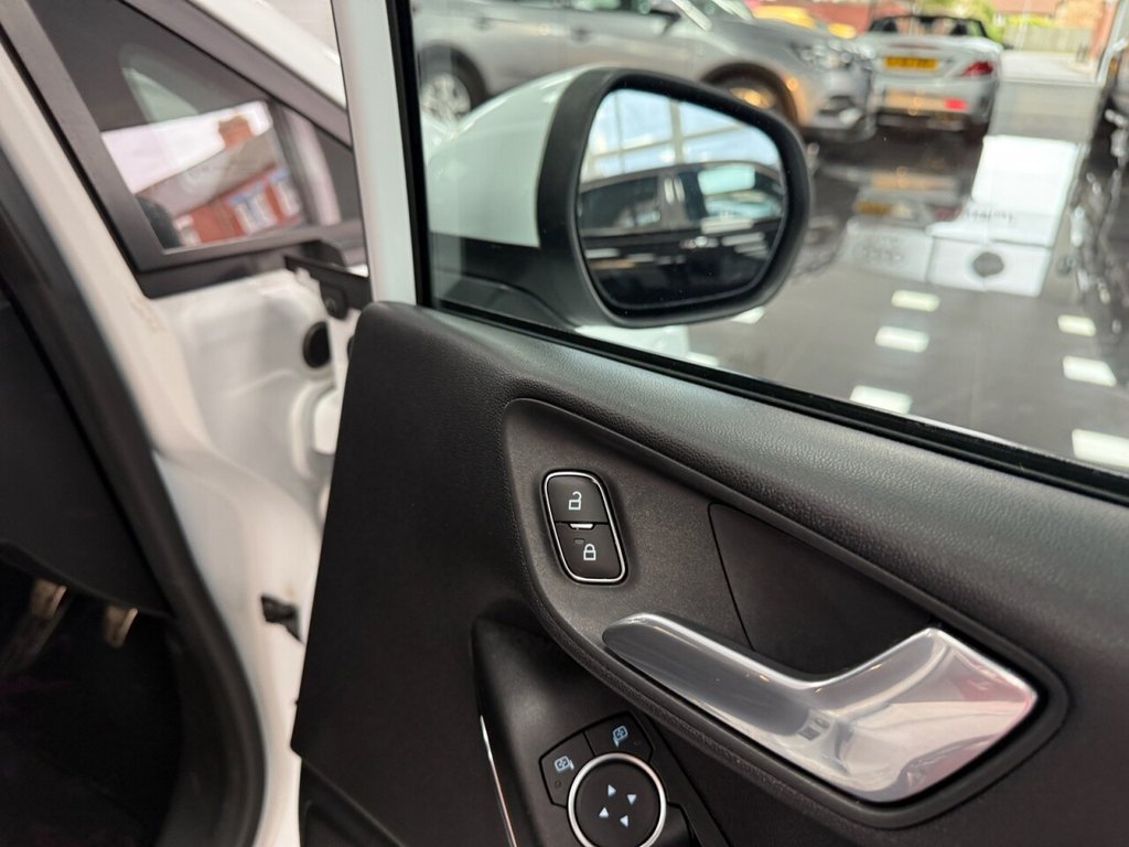 Used Ford Fiesta 2019 for sale - 78200425: Photo 24