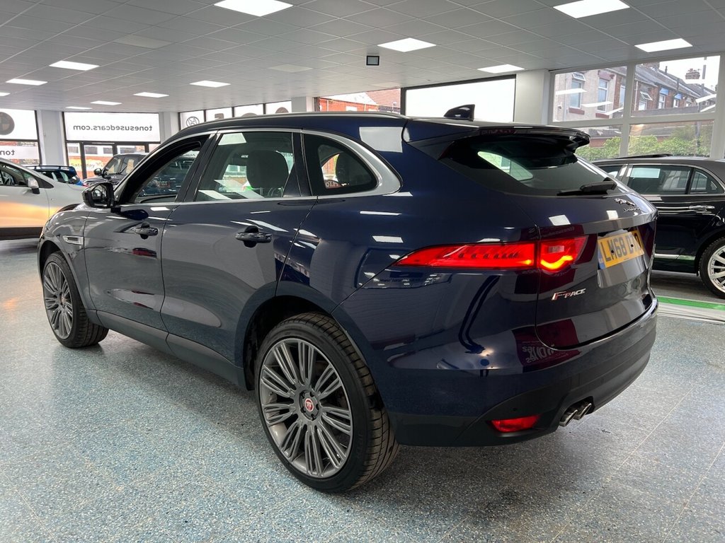 Used Jaguar F-Pace 2018 for sale - 77084046: Photo 14
