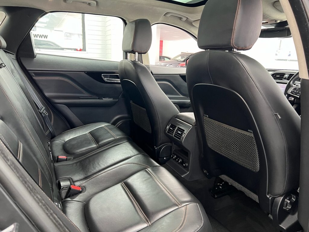 Used Jaguar F-Pace 2018 for sale - 77084046: Photo 3