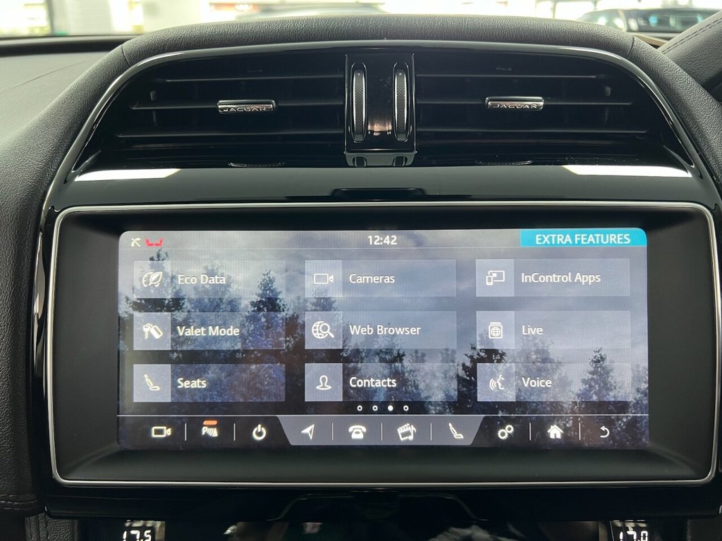 Used Jaguar F-Pace 2018 for sale - 77084046: Photo 43