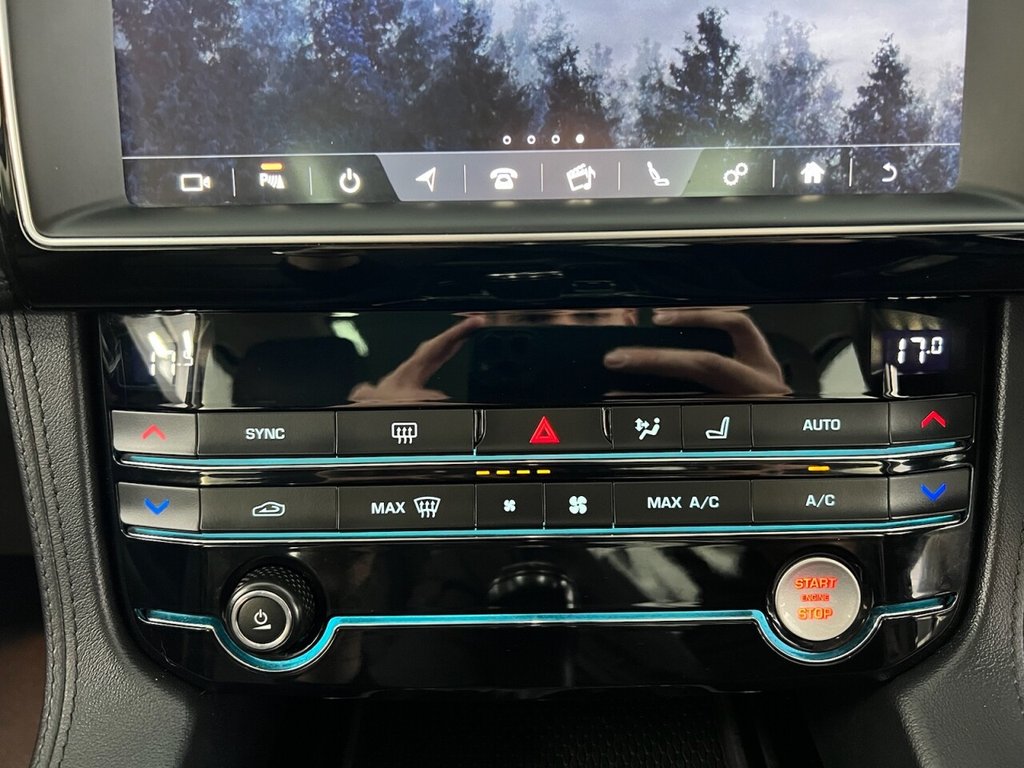 Used Jaguar F-Pace 2018 for sale - 77084046: Photo 46