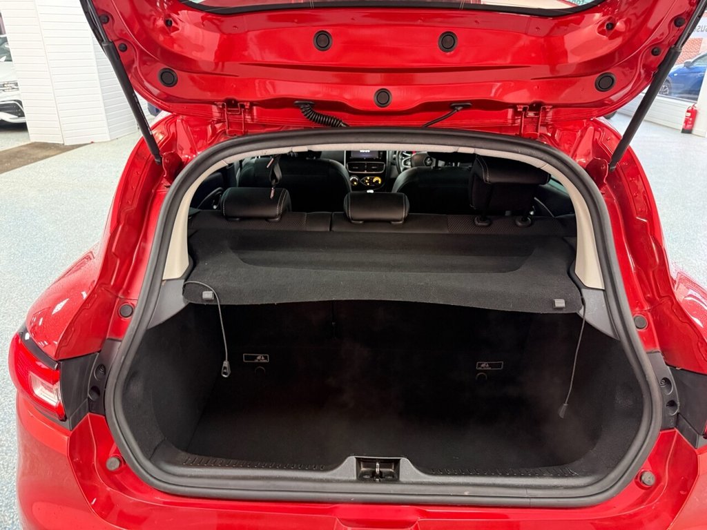 Used Renault Clio 2019 for sale - 77328292: Photo 10