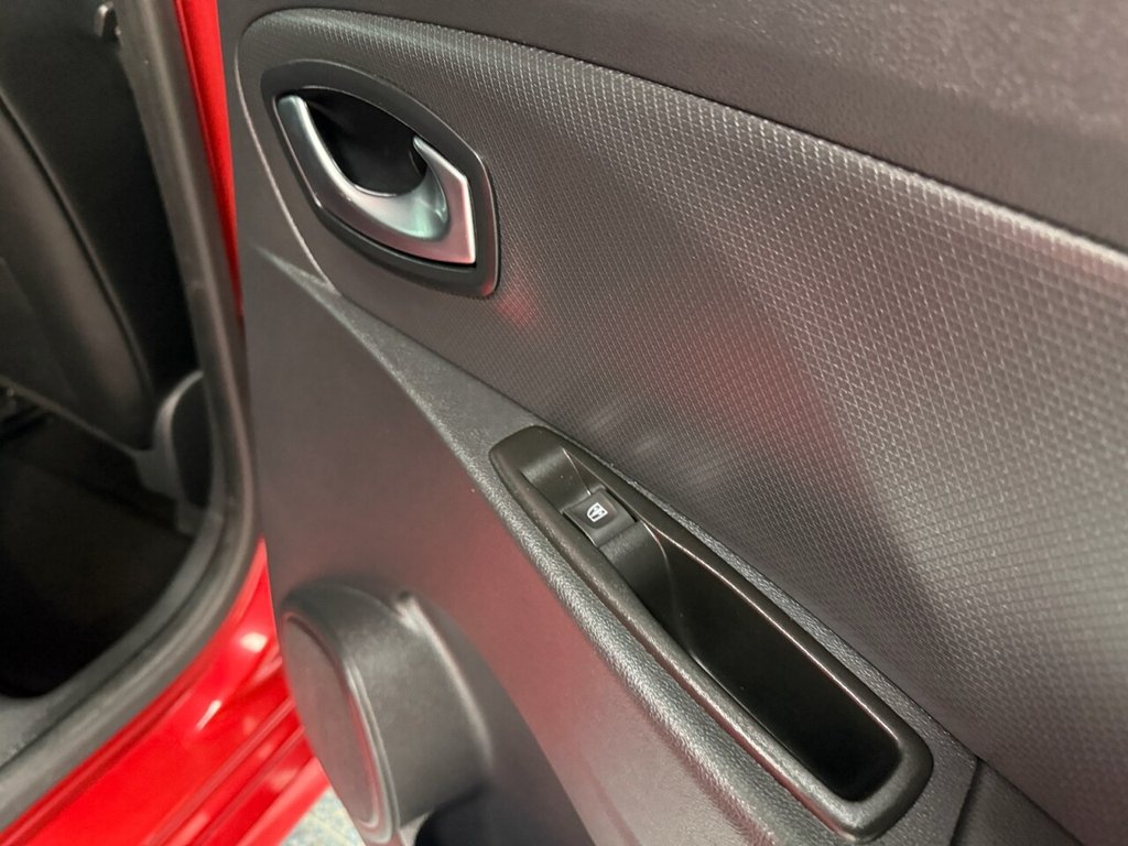 Used Renault Clio 2019 for sale - 77328292: Photo 6