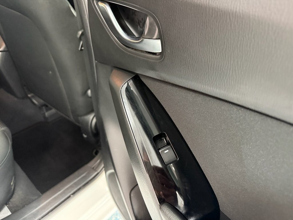 Used Mazda Mazda3 2018 for sale - 76776686: Photo 6