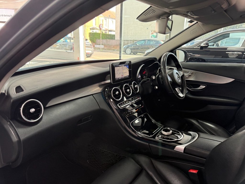 Used Mercedes-Benz C Class 2018 for sale - 78181680: Photo 15