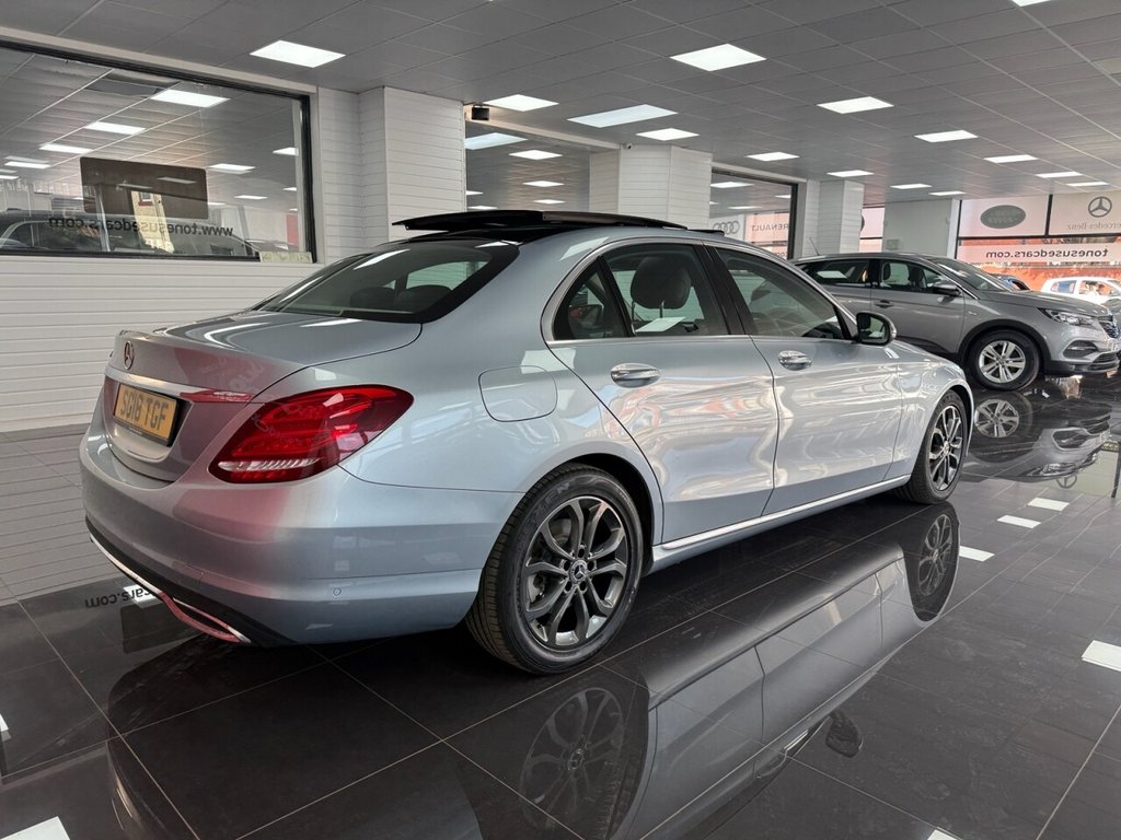 Used Mercedes-Benz C Class 2018 for sale - 78181680: Photo 2