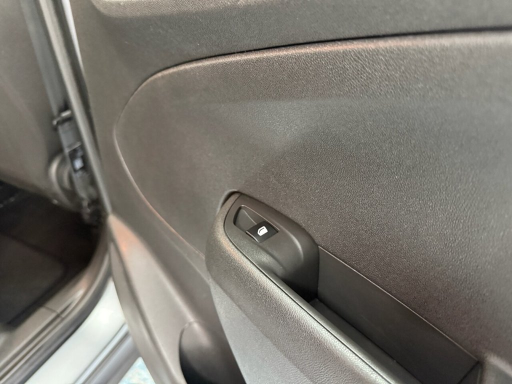 Used Vauxhall Crossland X 2019 for sale - 76776628: Photo 4