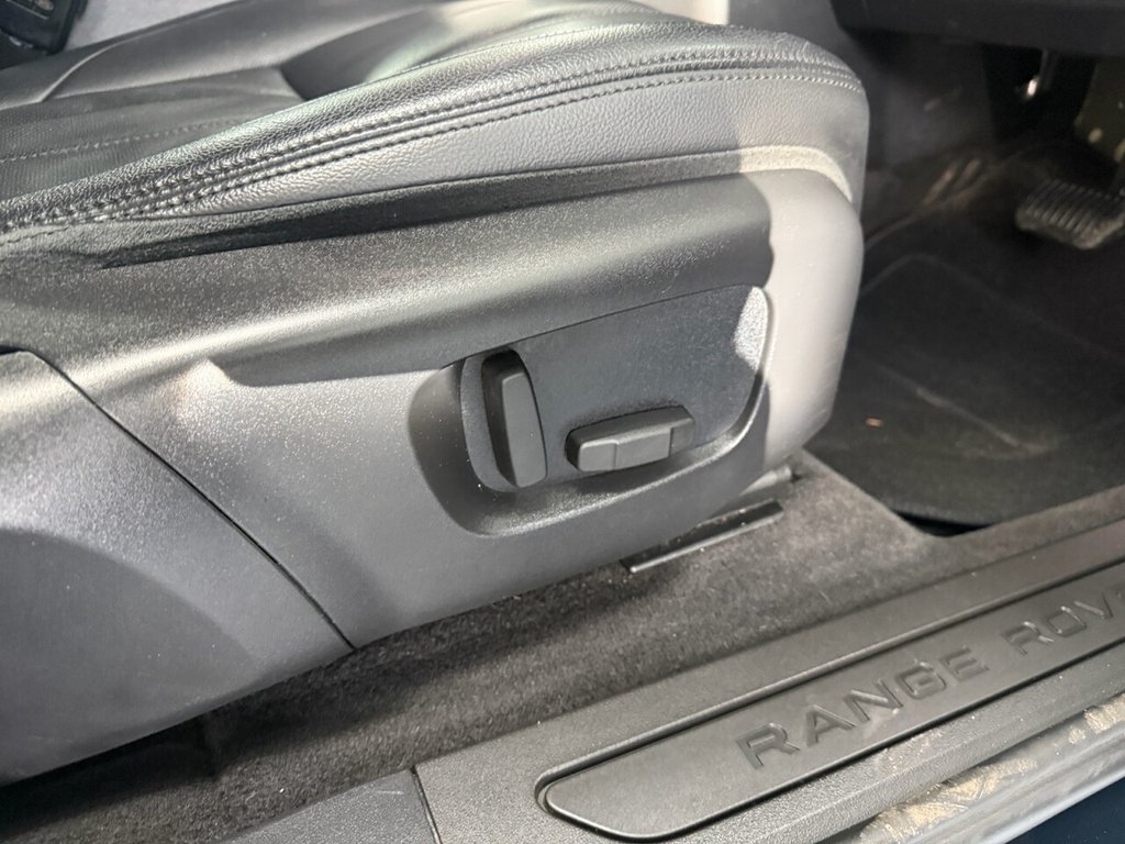 Used Land Rover Range Rover Evoque 2019 for sale - 76883326: Photo 30