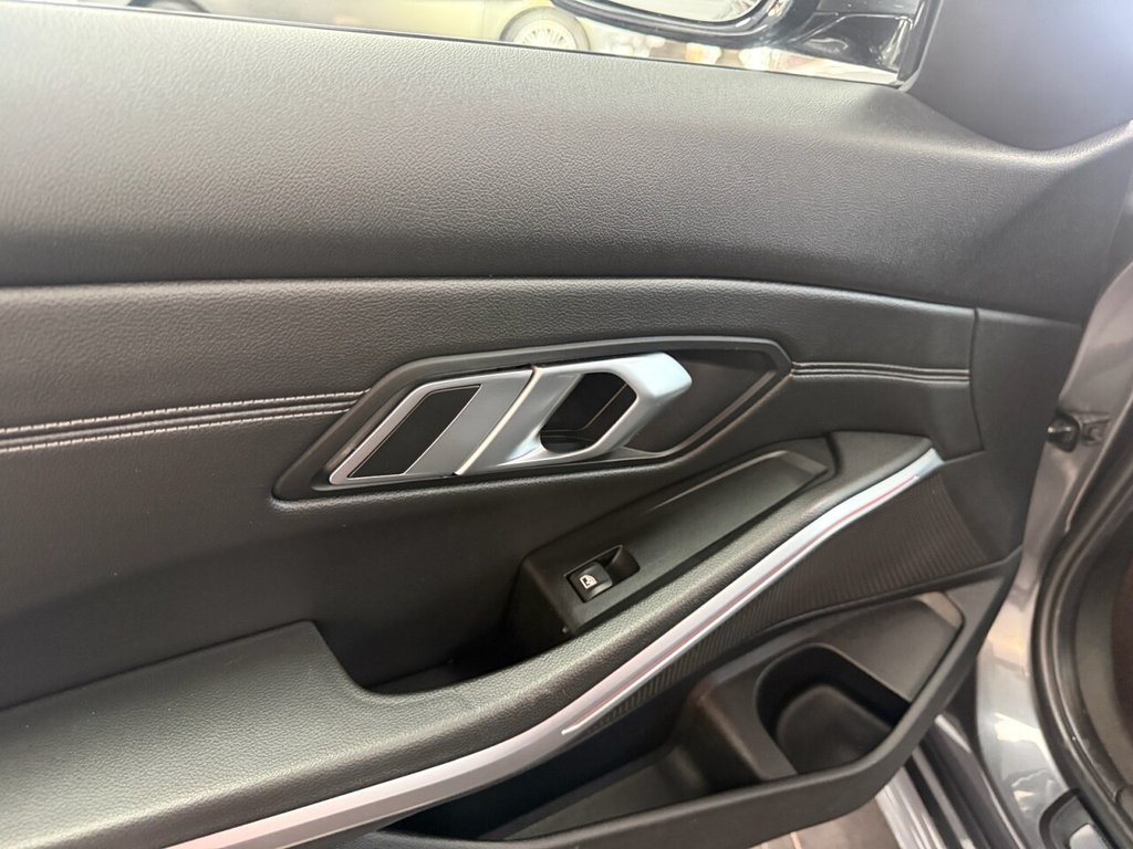 Used BMW 3 Series 2019 for sale - 78018001: Photo 17