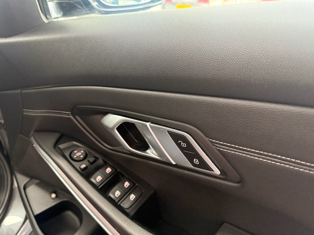 Used BMW 3 Series 2019 for sale - 78018001: Photo 26