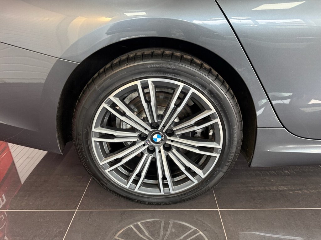 Used BMW 3 Series 2019 for sale - 78018001: Photo 3