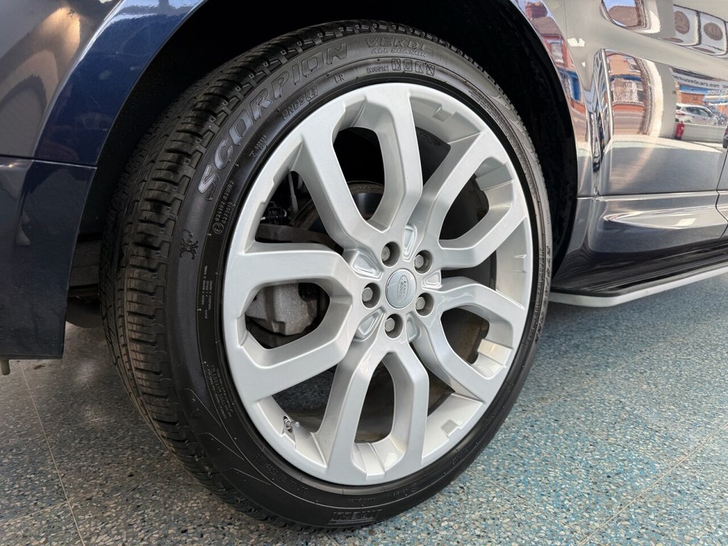 Used Land Rover Range Rover Sport 2019 for sale - 76776712: Photo 4
