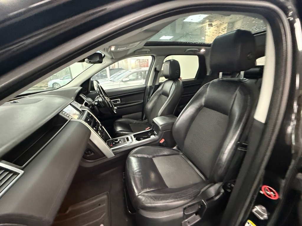 Used Land Rover Discovery Sport 2016 for sale - 76776652: Photo 18