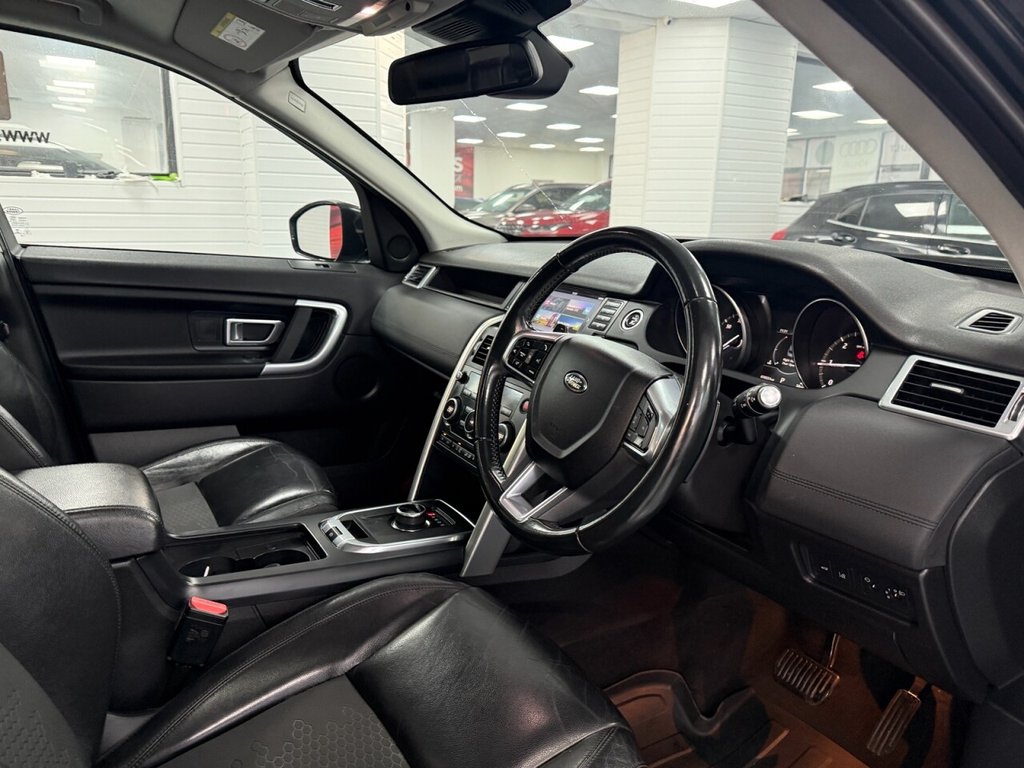 Used Land Rover Discovery Sport 2016 for sale - 76776652: Photo 25