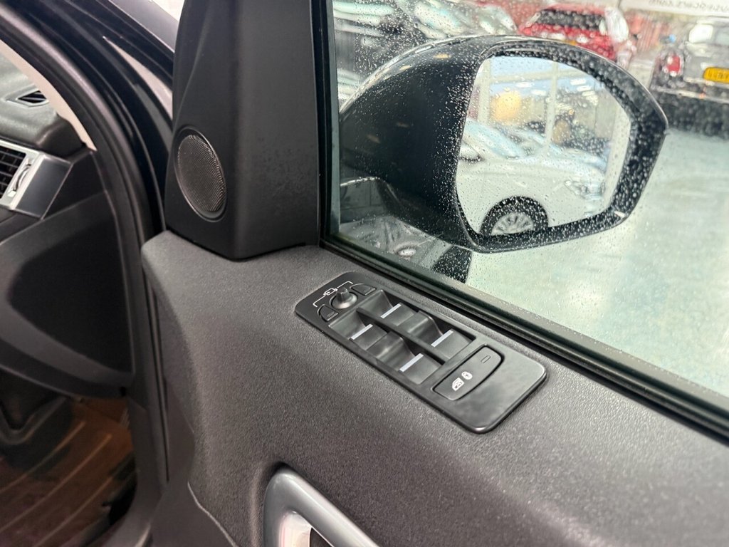 Used Land Rover Discovery Sport 2016 for sale - 76776652: Photo 27