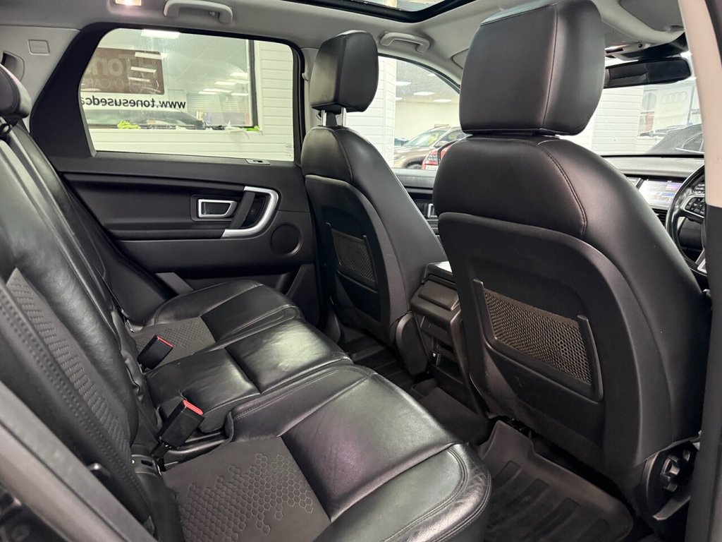 Used Land Rover Discovery Sport 2016 for sale - 76776652: Photo 4