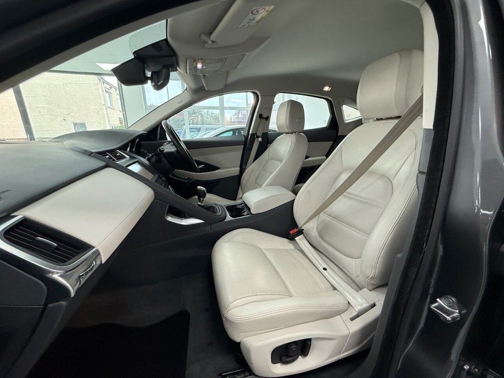 Used Jaguar E-Pace 2019 for sale - 76776696: Photo 23